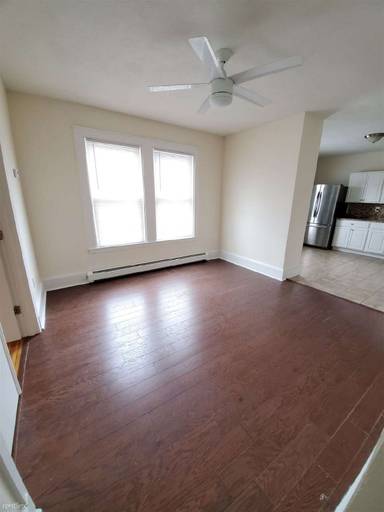 Main picture of 265 Broadway