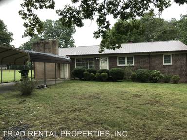 Main picture of 156 Gum St