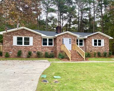 Main picture of 9420 Highgate Rd