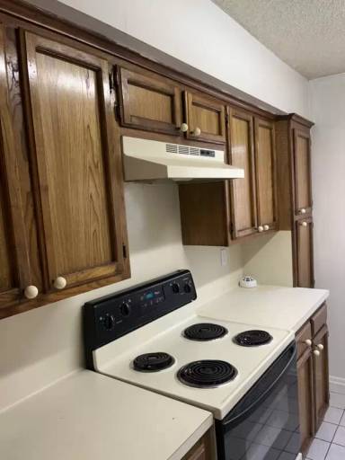 Main picture of 820 Meadow Glen Ave