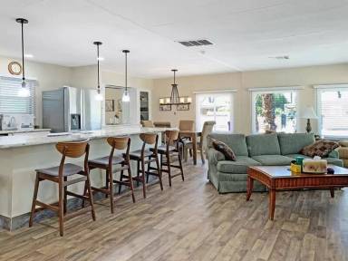 Main picture of 73250 Broadmoor Dr