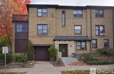 Main picture of 2140 Kendall Ave