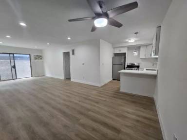 Main picture of 5511 Corteen Pl