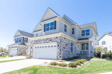 Main picture of 42841 Cardinal Way