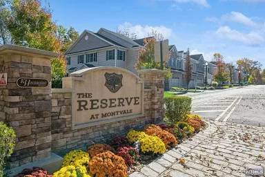 Main picture of 63 Autumn Way