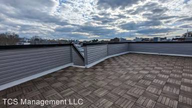 Main picture of 1205 N Taylor St