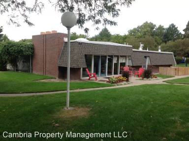 Main picture of 14 W Lester Ave