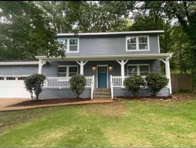 Main picture of 12205 Greenleaf Dr SE