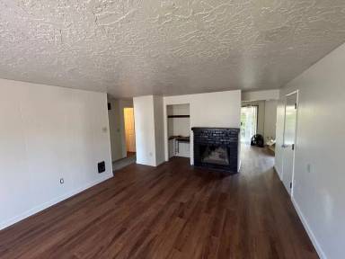 Main picture of 510 NE 26th Ct