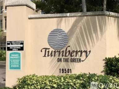 Main picture of Turnberry On the Green Condo