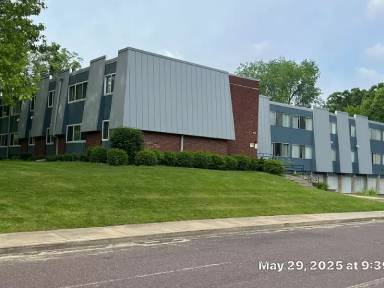 Main picture of 1226 E Maywood Ave