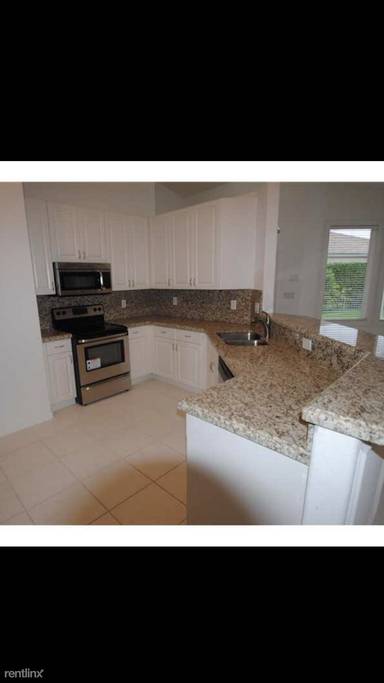 Main picture of 8398 Nicholls Pt