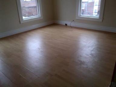 Main picture of 525 E 9th Ave
