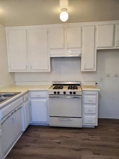 Main picture of 22 Colfax Ave