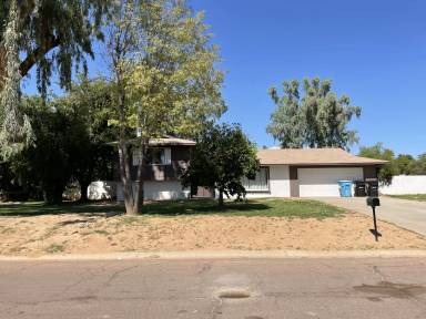 Main picture of 5348 E Larkspur Dr