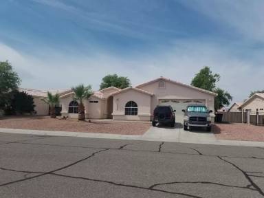 Main picture of 1952 E Pyramid Lake Dr