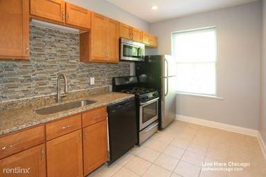 Main picture of 2901 N Washtenaw Ave