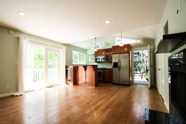 Main picture of 2134 N Beverly Glen Blvd
