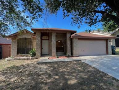 Main picture of 1714 Woodland Dr