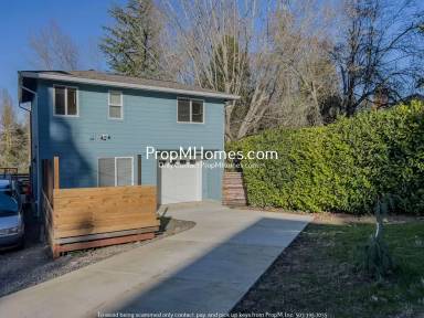 Main picture of 9597 SE Crystal View Dr
