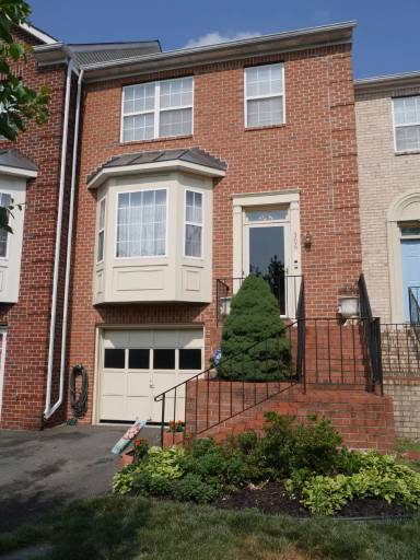 Main picture of 306 Stafford Glen Ct