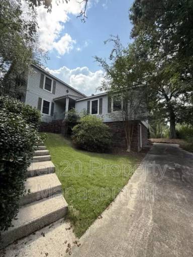 Main picture of 3812 Wingate Dr