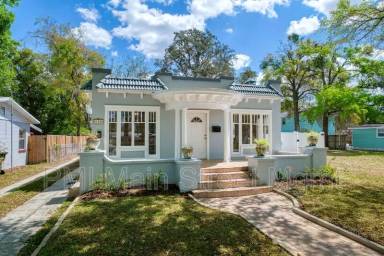 Main picture of 829 N Hyer Ave