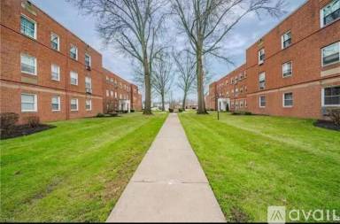 Main picture of 13789 Cedar Rd