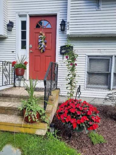 Main picture of 53 Anchor St
