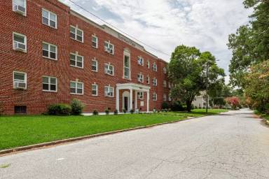 Main picture of 9610 Sherwood Pl