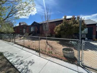 Main picture of 465 Wilson Ave