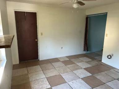 Main picture of 1004 33rd Ave E
