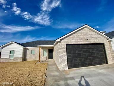 Main picture of 5519 Itasca St