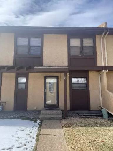 Main picture of 43 Glen Royal Dr