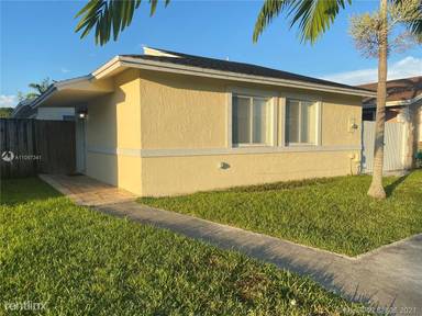 Main picture of 11230 SW 154th Ter