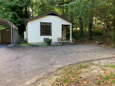 Main picture of 524 Boone Rd