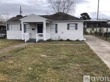 Main picture of 1428 Harrop Ave