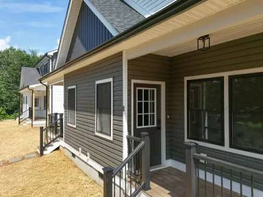 Main picture of 1006 Pocahontas St