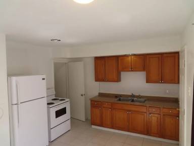 Main picture of 905 North Meadows Court - B