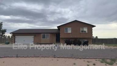 Main picture of 1150 S Los Charros Dr
