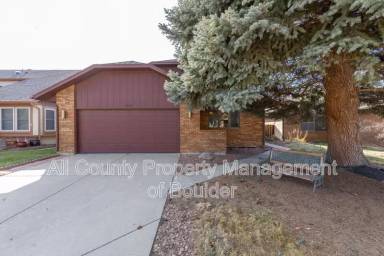 Main picture of 3325 Camden Dr