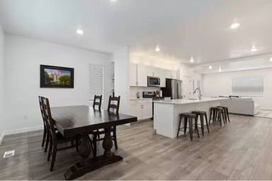 Main picture of 1149 W 320 S