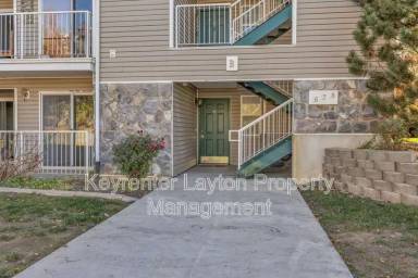 Main picture of 490 E 700 S