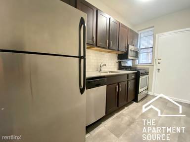 Main picture of 3431 N Elaine Pl