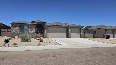 Main picture of 2143 Gene Autry Dr
