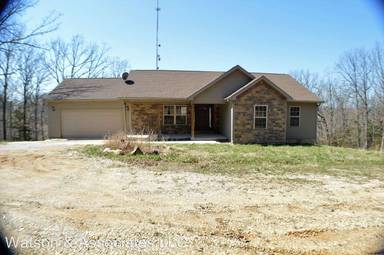 Main picture of 21619 Lakeshore Dr