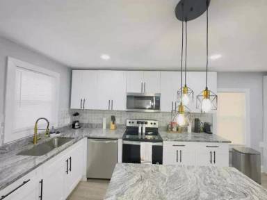 Main picture of 3307 E Dr Martin Luther King Jr Blvd