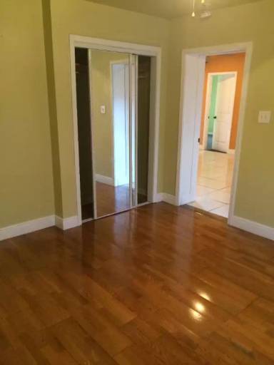 Main picture of 501 Webster St