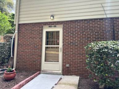 Main picture of 905 Hardimont Rd