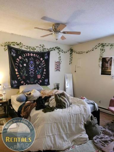Main picture of 256 Homespun Hills Rd